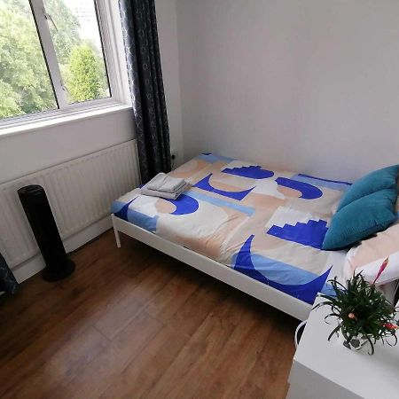 White City Apartment, Your London Stay エクステリア 写真