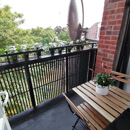 White City Apartment, Your London Stay エクステリア 写真