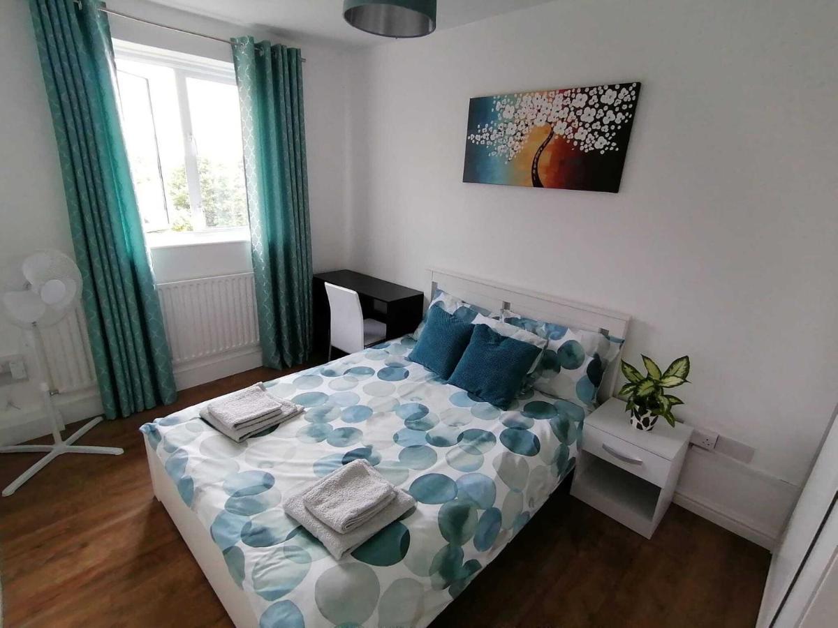 White City Apartment, Your London Stay エクステリア 写真